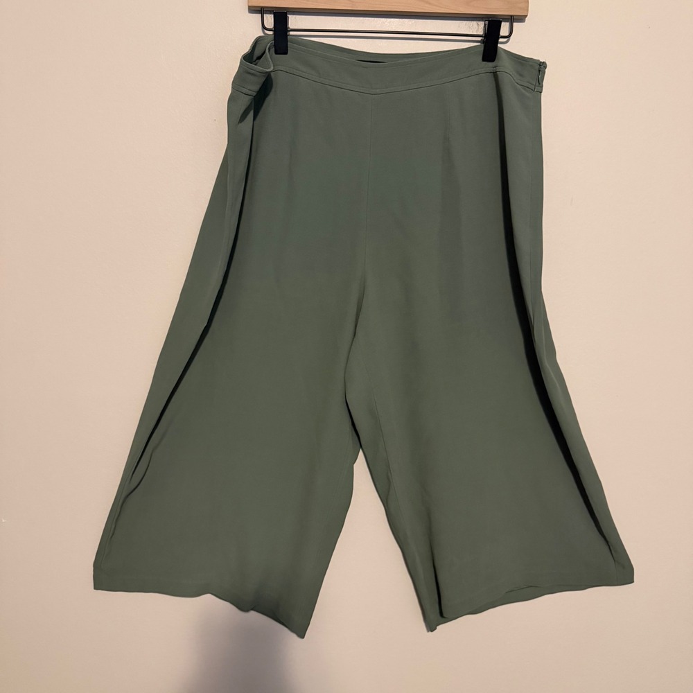Eileen Fisher 100% Silk Wide Leg Culotte Pants Size 14 green mininalist boho